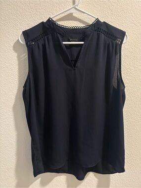 Ann Taylor | Sleeveless Lace-Trim Blouse | Navy | Medium